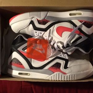 2014 Hot Lava Air Tech Challenger